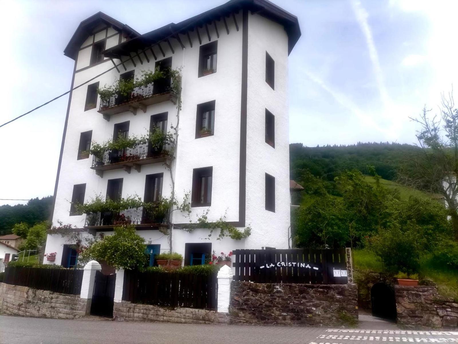 Apartment La Cristina *
